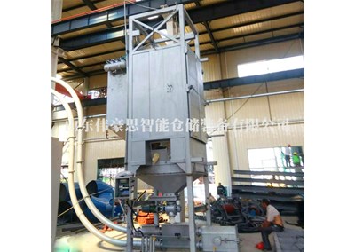 碳酸鈣全自動噸袋拆包機是如何工作的？