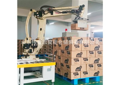 箱裝家電全自動(dòng)碼垛機(jī)有哪些功能特點(diǎn)？