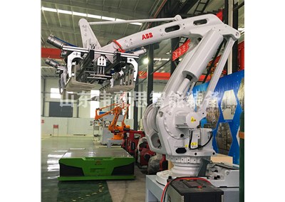 工廠為什么選擇焦粉全自動碼垛機？