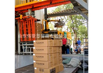 箱裝食品全自動裝車機(jī)有哪些特點(diǎn)？