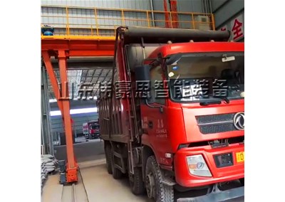 石灰石粉全自動(dòng)裝車(chē)機(jī)如何實(shí)現(xiàn)自動(dòng)化作業(yè)？