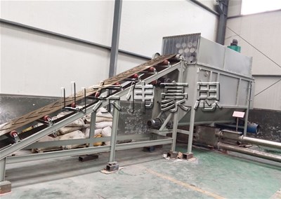 碳酸氫銨自動破袋機(jī)的組成和工作原理