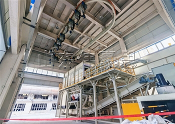 環(huán)型吊軌+噸袋全自動拆包機+廢袋打包機